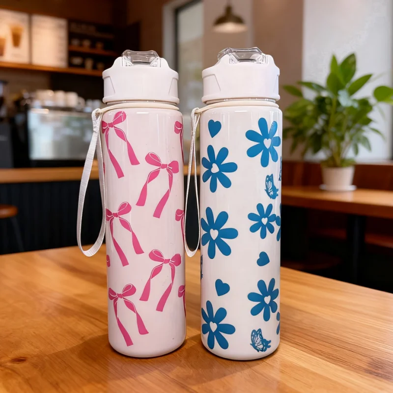 750ml Water Bottle Travel Sports Fitness Water Bottle with Carry Strap Straw Water Bottle Leak-Proof Large Capacity Water Bottle