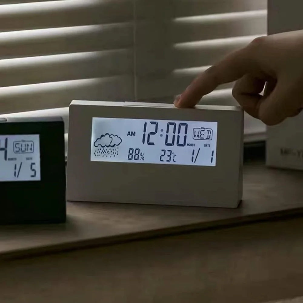 LCD Digital Alarm Clock Smart Night Light Alarm Clock Time Date Temp Humidity Display Bedside Battery Operated Desktop Clock